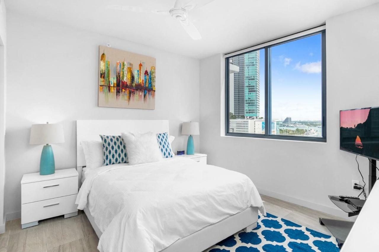Bluebird Suites Downtown/Brickell Доръл Екстериор снимка