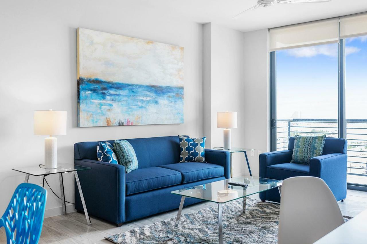Bluebird Suites Downtown/Brickell Доръл Екстериор снимка
