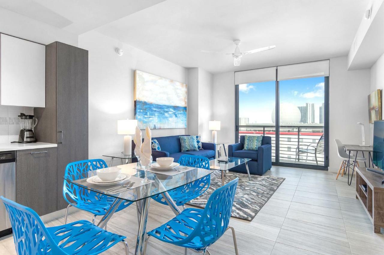 Bluebird Suites Downtown/Brickell Доръл Стая снимка