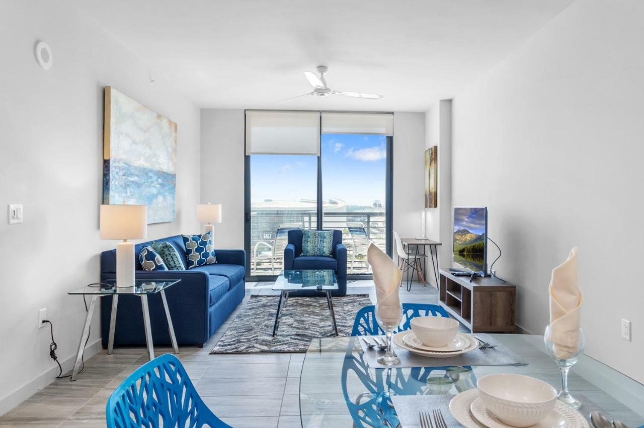 Bluebird Suites Downtown/Brickell Доръл Стая снимка