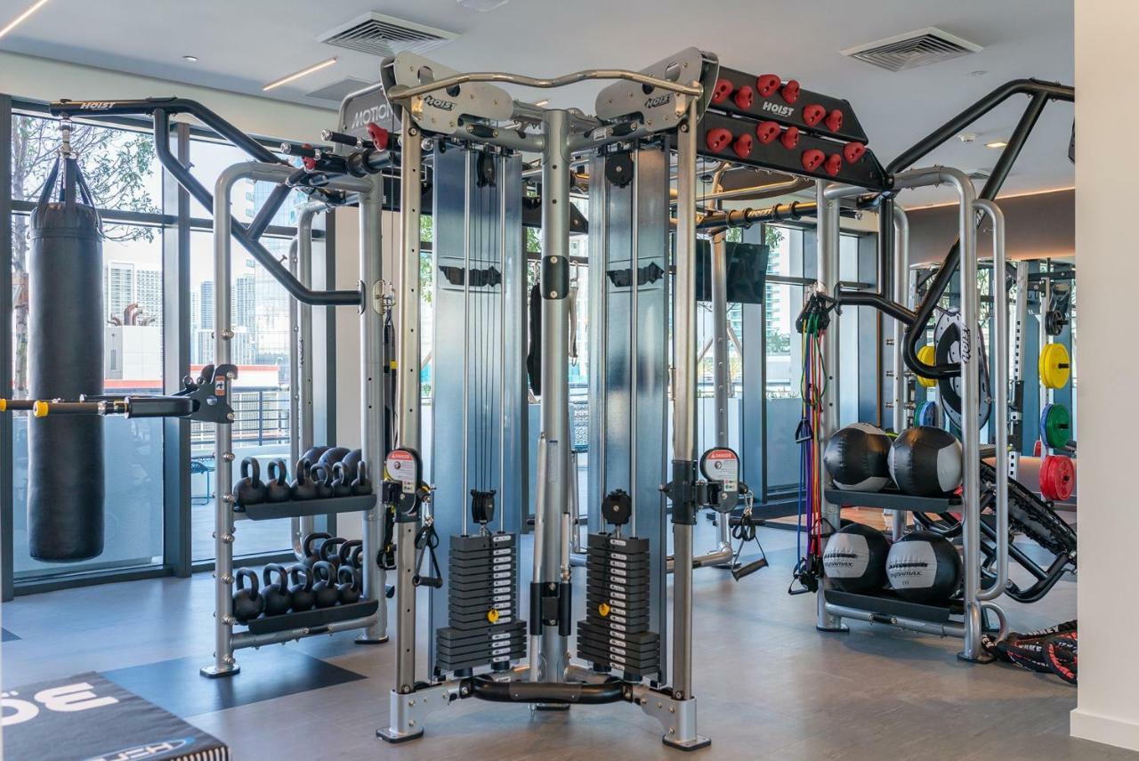 Bluebird Suites Downtown/Brickell Доръл Екстериор снимка