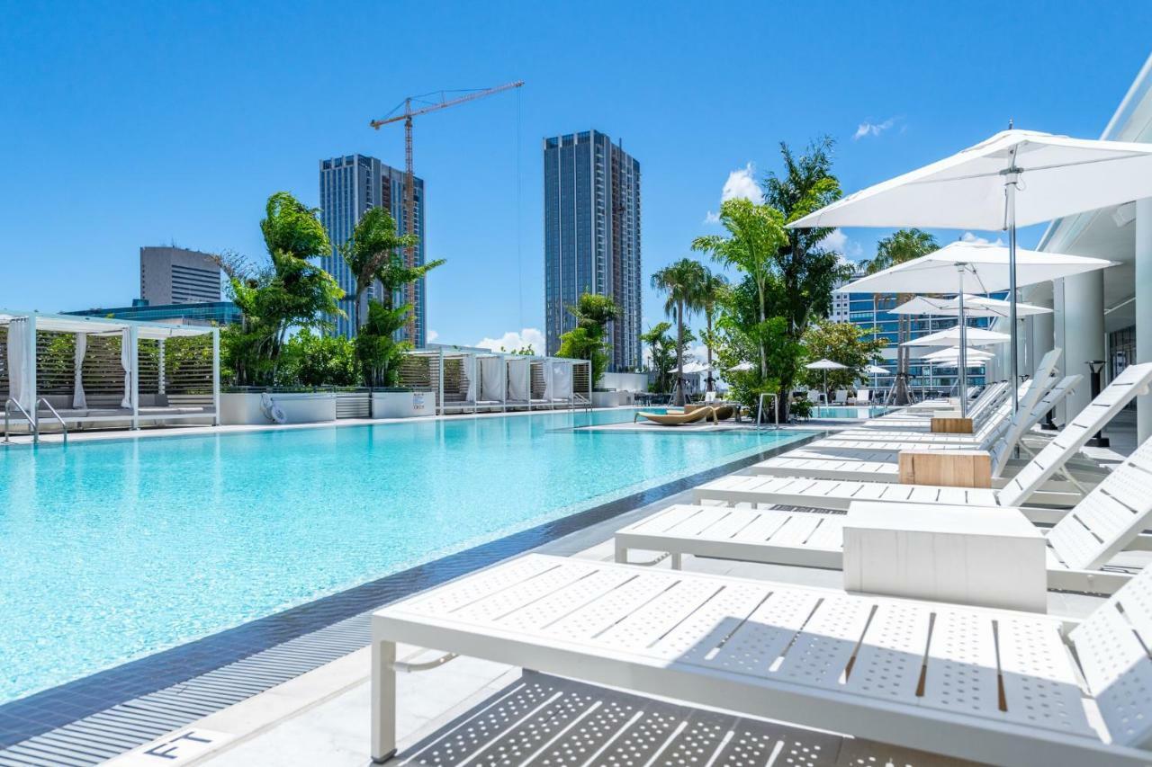 Bluebird Suites Downtown/Brickell Доръл Екстериор снимка